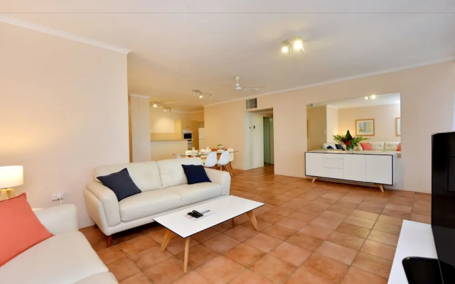 Paringa Beachfront Apartments