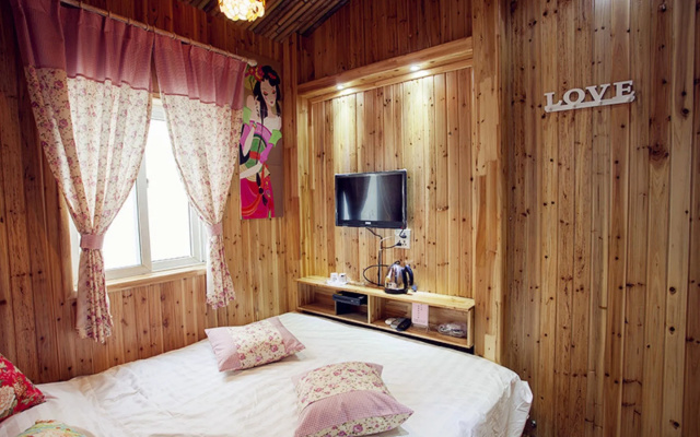 Wuzhen Youyou Inn