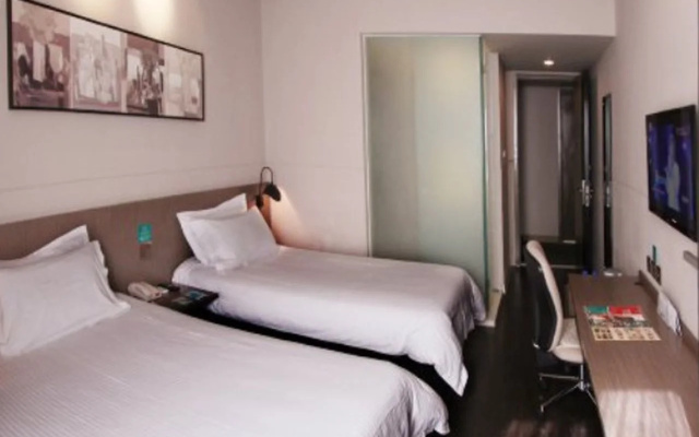Jinjiang Inn Select Dalian Youhao Square