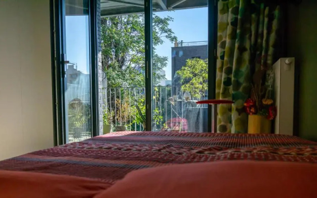 Chambre D'hotes de Charme a Montreuil-Paris (Adults Only)