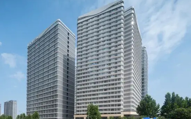 Xana Lite Hotel (Jinan Huayuan East Road Subway Station Huanlian Night Market)