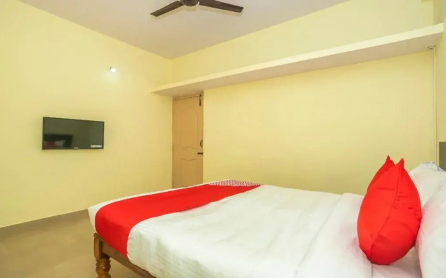 Shree Comforts By OYO Rooms
