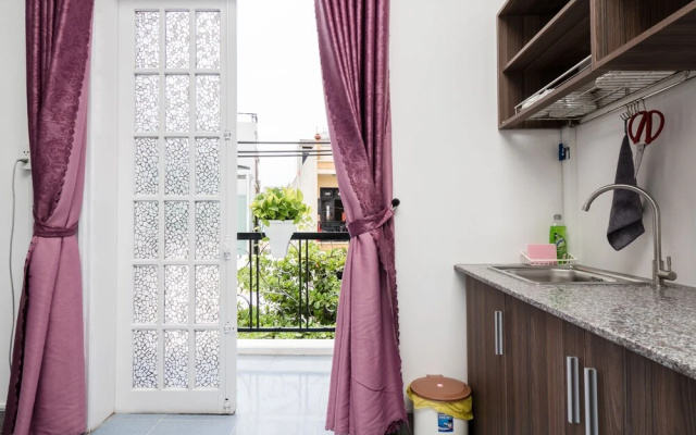 Joy House & Apartment