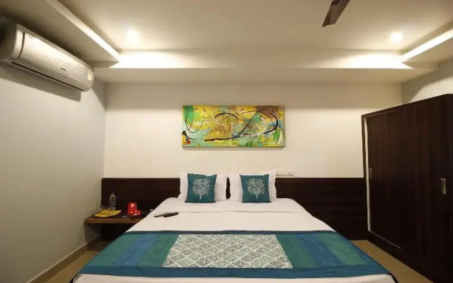 Hotel Mango Leaves