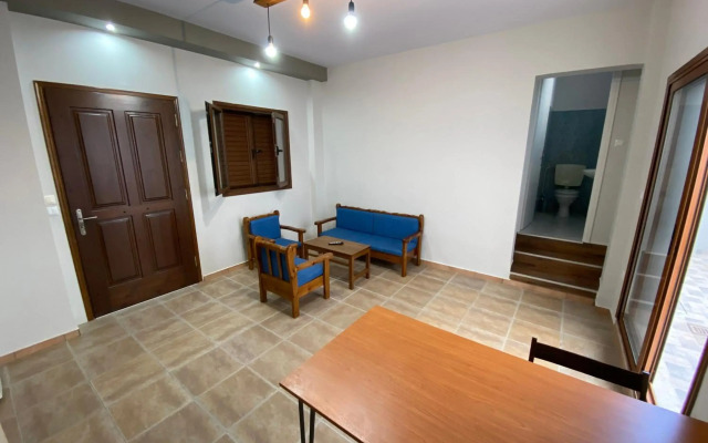 Kalamata home, Marina C
