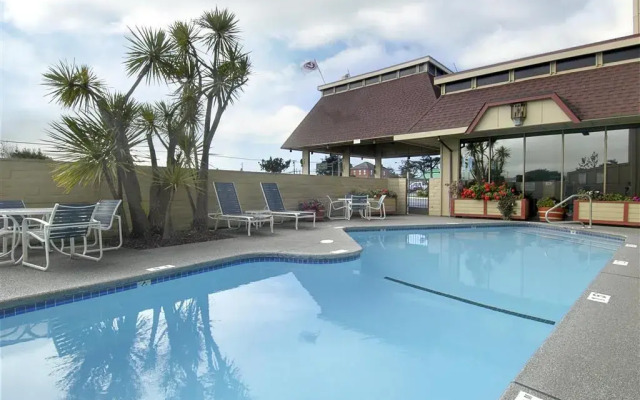 Red Lion Hotel Eureka
