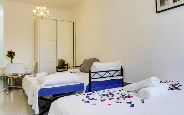 Liber Seashore Suites