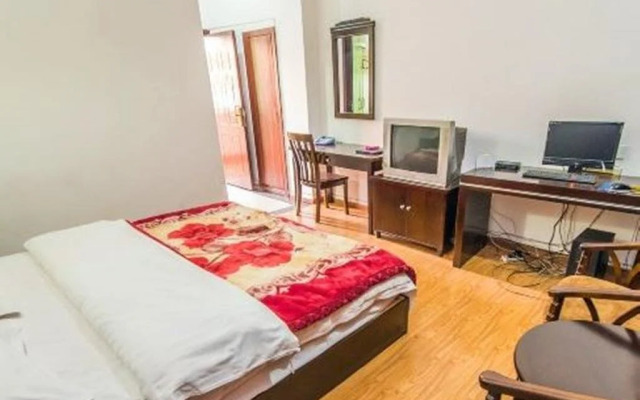 Leshan Hongxuan Hotel