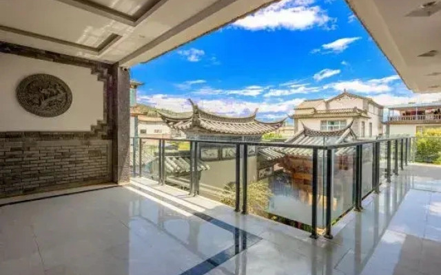 Dali Shuanglang Junxuan Haiju Baizu Homestay
