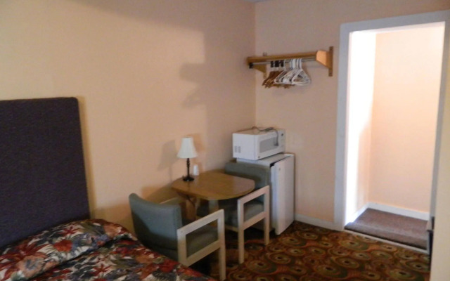 Tropizar Motel