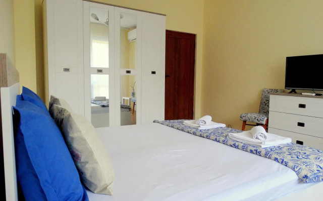 Old Center Apartment