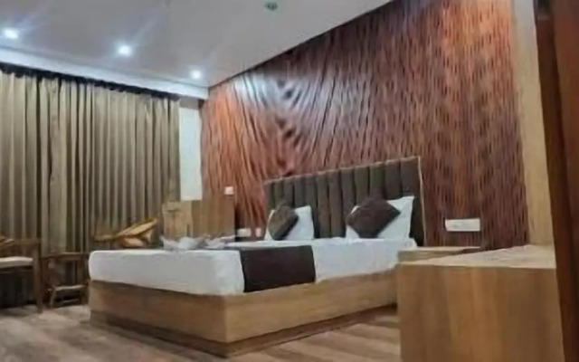 Hotel Gs Grand Dehradun