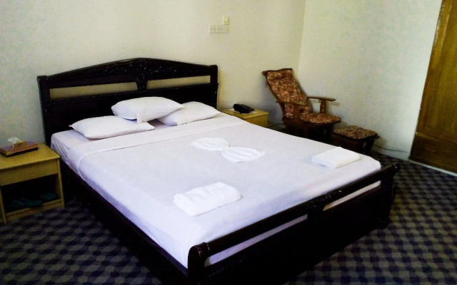 Hotel Center Point