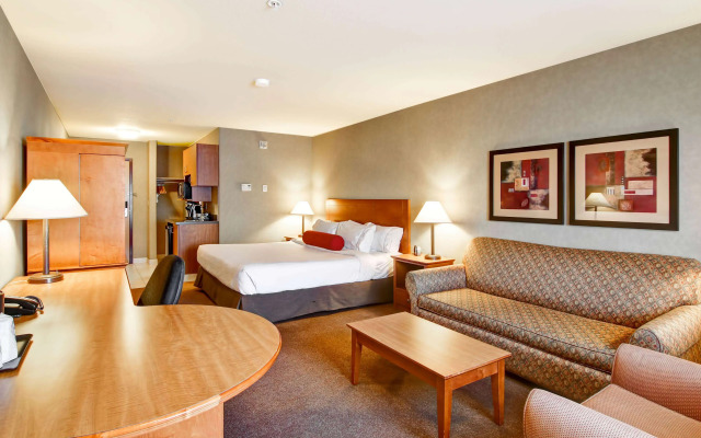 Ramada by Wyndham Ponoka