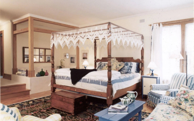 White Lace Inn