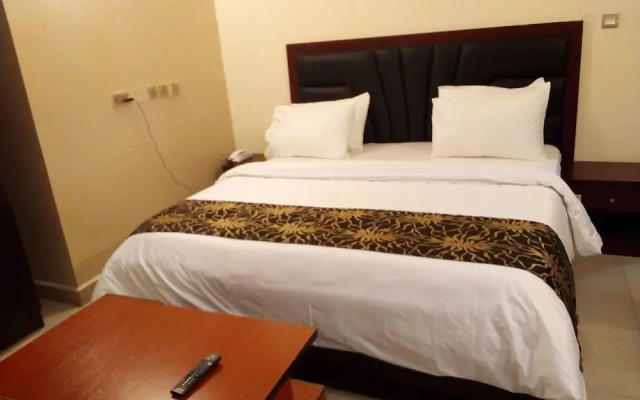 Prismar International Hotel