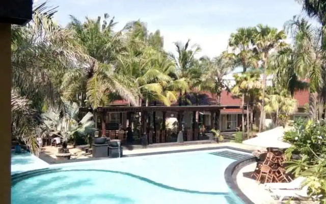 Palm Beach Resort