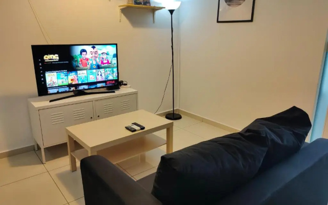 Centrus Soho w Netflix Cyberjaya by IdealHub