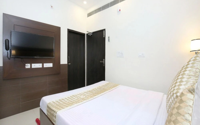Hotel The Black Gold By OYO Rooms
