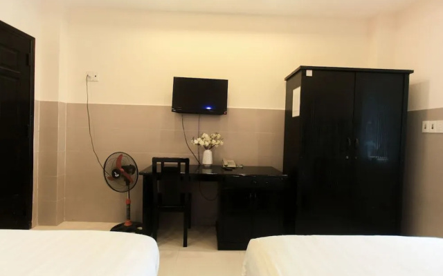 OYO 1072 Dragon Hotel