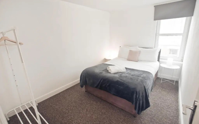 Flat 3 Bellvue