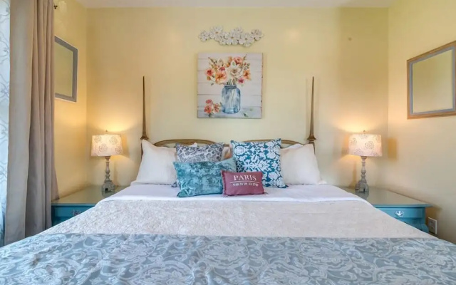 Aspenwood Manor South