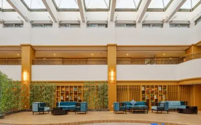 Shengtiandi Residence Hotel (Tongling Jinshan Plaza No. 12 Middle School)