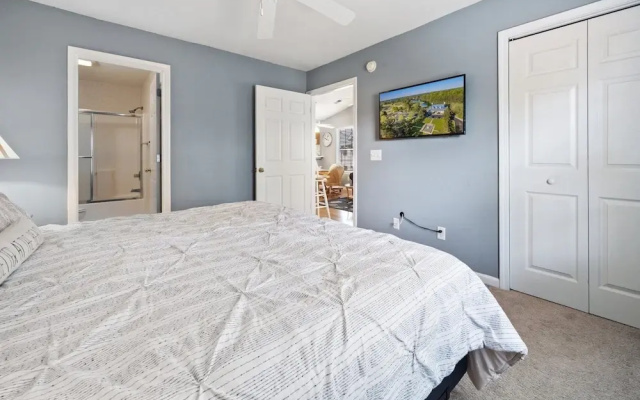 53e Bayside Birdie 2 Bedroom Condo