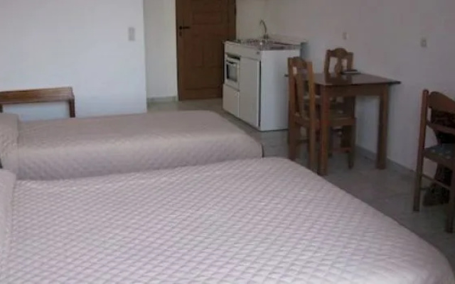 Skoutari Beach Hotel