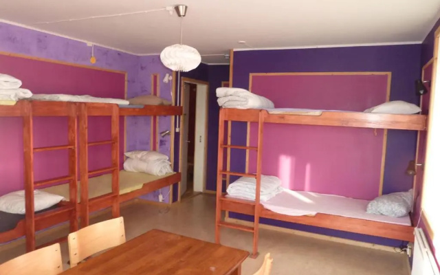 Abisko net Hostel & Huskies