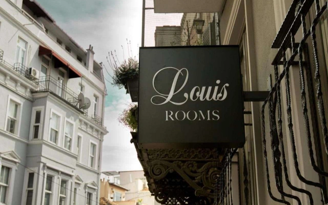 Louis Rooms