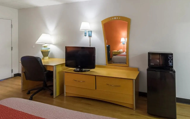 Motel 6 Groton, CT—Casinos Nearby