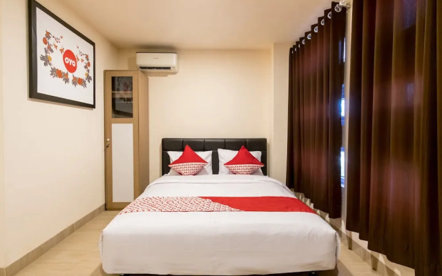 Sutomo Guest House by OYO Rooms