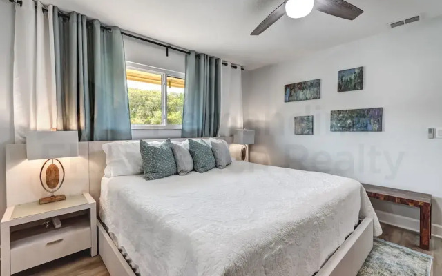 14 Sea Castles 3 Bedroom Condo by RedAwning