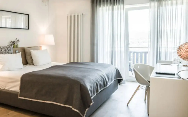 Maien Hotel & Restaurant