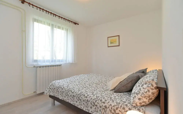 Apartment 628