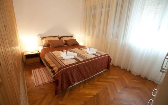 Apartment Nina