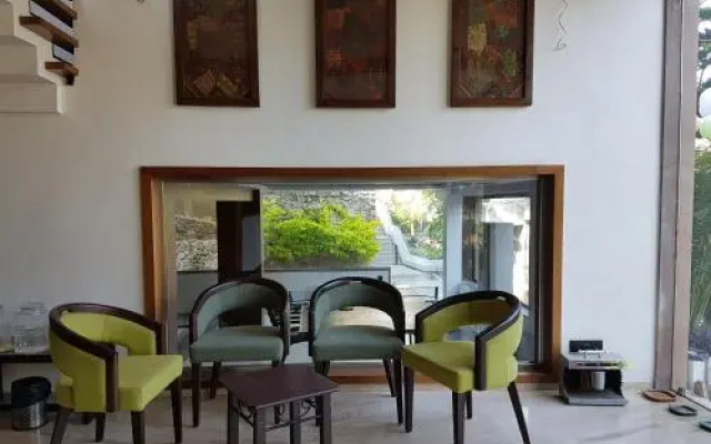 Hotel Aravali
