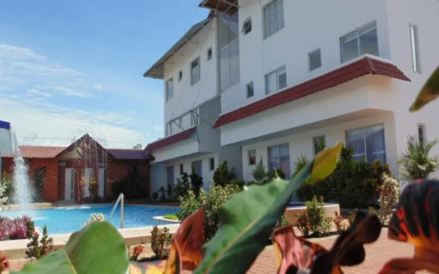 Hotel Yurak
