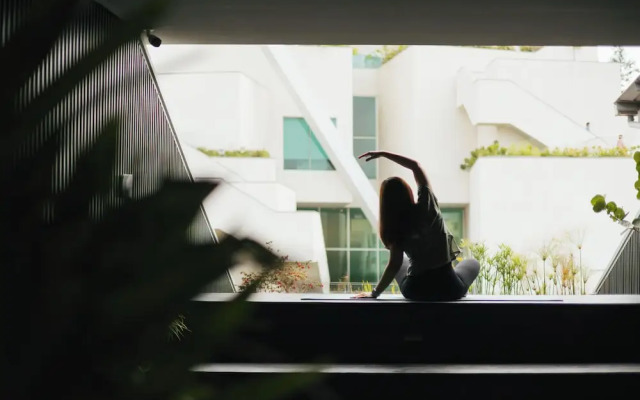 J Youai House