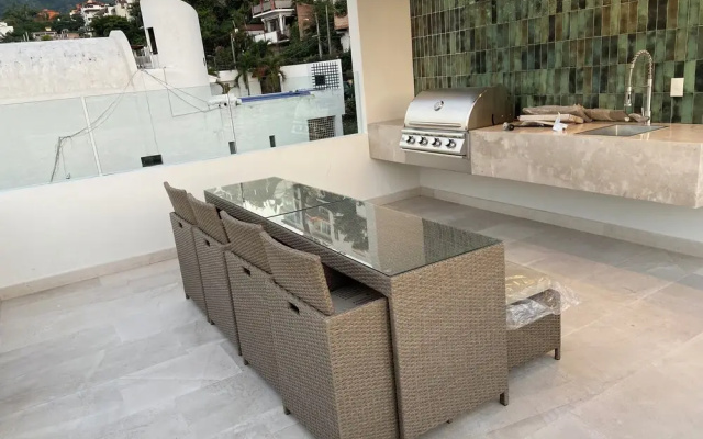 Francisca Luxury Suites - Adults Only