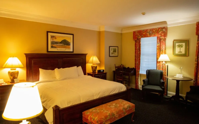 Beekman Arms and Delamater Inn