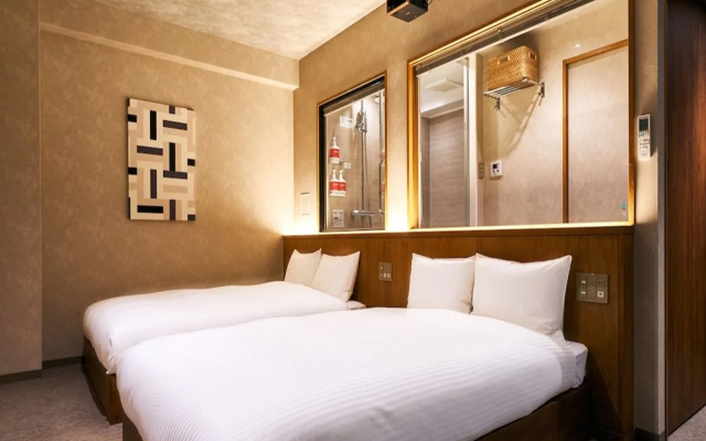 Lacer Okinawa Naha Miebashi