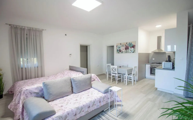 Apartment Smile Studio