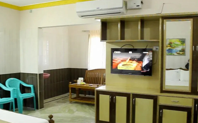 Krishna Tourist Home