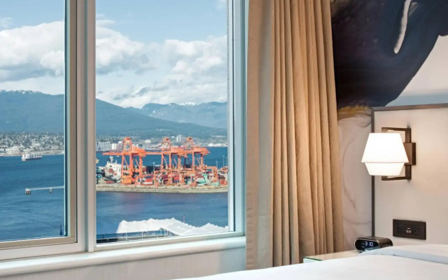 Delta Hotels by Marriott Vancouver Downtown Suites