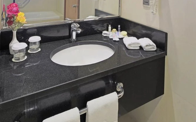 Makarim Tabuk Hotel