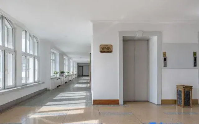 Shihezi Hotel