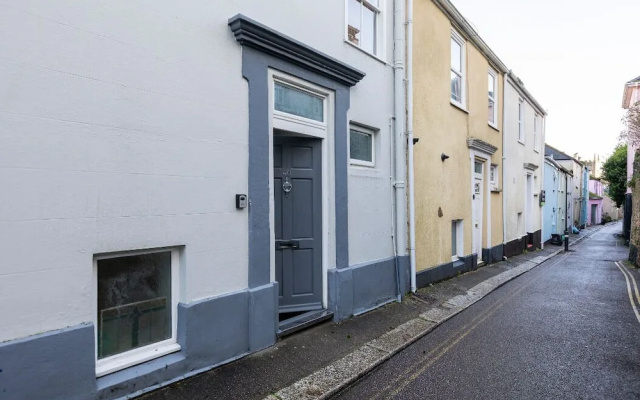 Central Dartmouth Townhouse