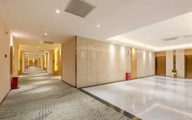Lavande Hotels Zhongshan Torch Development Zone Light Rail Zhongshan Station Branch